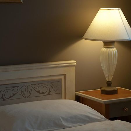 Paskom Cottage Lajoskomárom エクステリア 写真